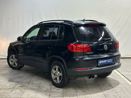 2011 Volkswagen Tiguan I Рестайлинг, чёрный, 870000 рублей, вид 4