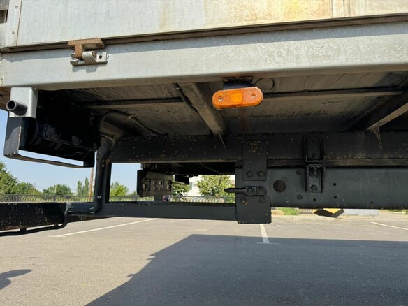 2013 Isuzu Elf (N-series), белый, 3750000 рублей - вид 17