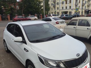 2012 Kia Rio III, белый, 749000 рублей, вид 2