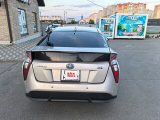 2016 Toyota Prius IV (XW50), золотистый, 1780000 рублей, вид 5