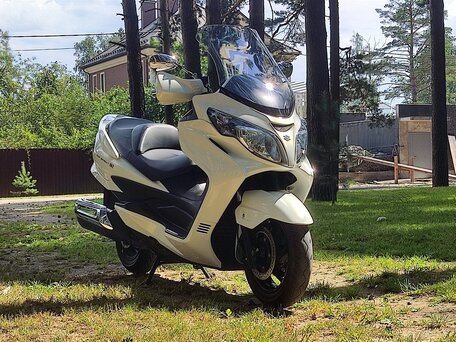 2014 Suzuki Burgman (SkyWave) 400, белый, 425000 рублей, вид 1