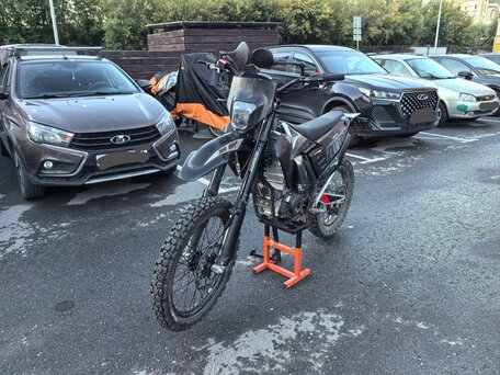 2025 Regulmoto Legend 300, чёрный, 209990 рублей, вид 2