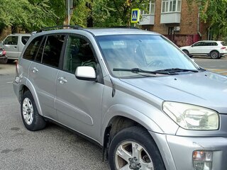 2001 Toyota RAV4 II (XA20), серебристый, 770000 рублей, вид 1