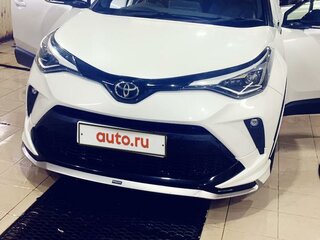 2019 Toyota C-HR I Рестайлинг, белый, 2650000 рублей, вид 2