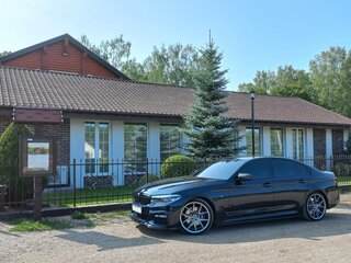 2018 BMW 5 серии 530i xDrive VII (G30/G31/G38), чёрный, 3850000 рублей, вид 4