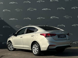 2019 Hyundai Solaris II, бежевый, 1072600 рублей, вид 4