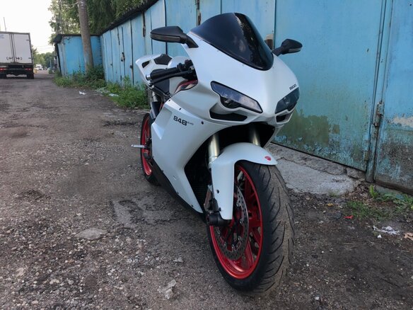 2013 Ducati 848, белый - вид 1