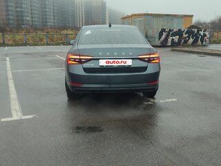 2020 Skoda Superb III Рестайлинг, серый, 2700000 рублей, вид 5