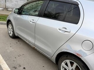 2008 Toyota Vitz II (XP90), серебристый, 500000 рублей, вид 4