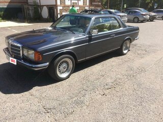 1982 Mercedes-Benz W123 280, серый, 3200000 рублей, вид 2