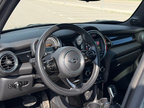 2019 Mini Hatch Cooper III (F55/F56) Рестайлинг, синий - вид 9