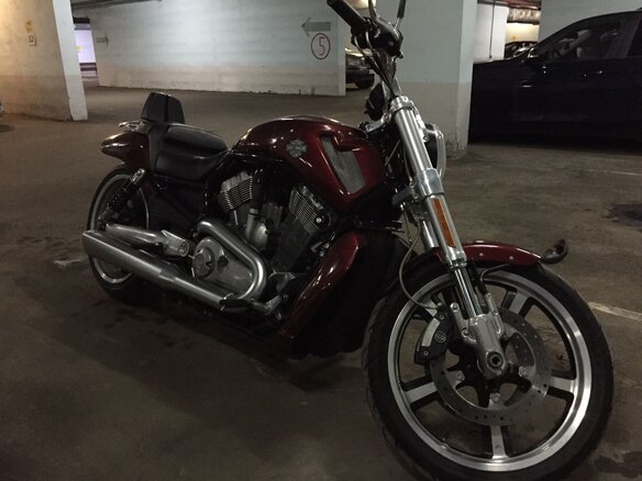 2009 Harley-Davidson V-Rod Muscle, красный