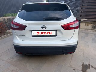 2017 Nissan Qashqai II, белый, 2150000 рублей, вид 4