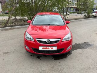 2012 Opel Astra J, красный, 590000 рублей, вид 2