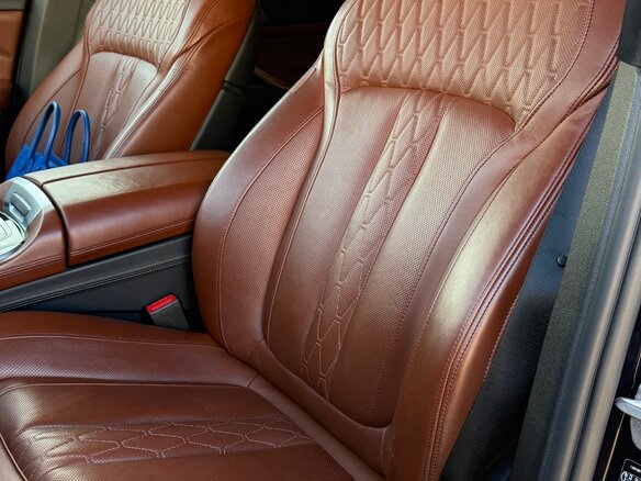 2020 BMW X5 M50d IV (G05/G18), чёрный, 7500000 рублей - вид 16