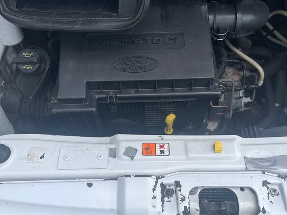2010 Ford Transit, белый, 850000 рублей - вид 1