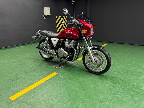 2017 Honda CB 1100, красный, 1250000 рублей - вид 3