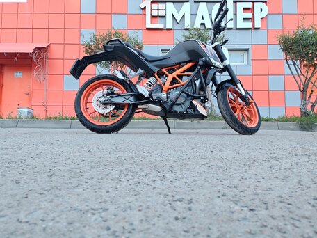 2015 KTM 390 Duke, белый, 280000 рублей, вид 1