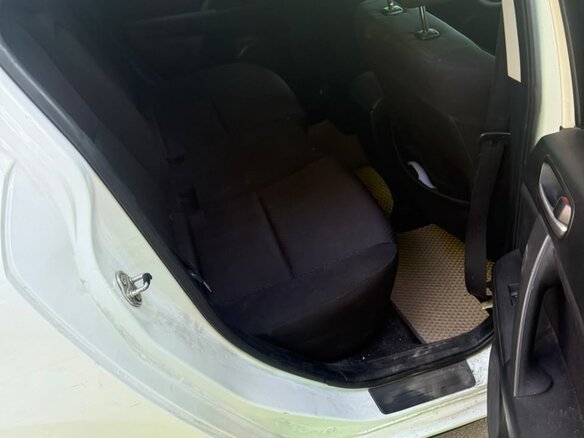 2009 Mazda 3 II (BL), белый, 600000 рублей - вид 5