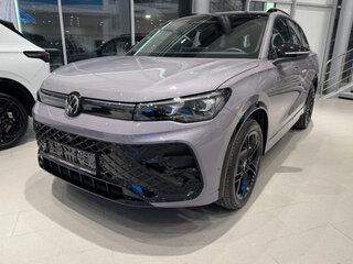 2025 Volkswagen Tiguan L Pro III (China Market), серый, 5250000 рублей, вид 3