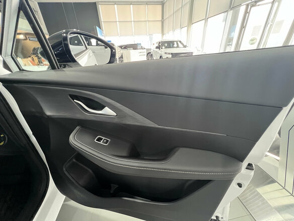 2025 Omoda C5 I Рестайлинг, белый, 2939000 рублей - вид 12
