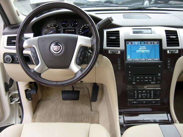 2008 Cadillac Escalade ESV III, белый - вид 4
