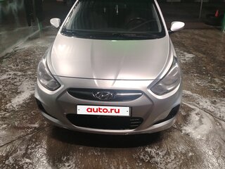 2012 Hyundai Solaris I, серебристый, 715000 рублей, вид 1
