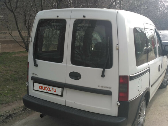 2004 Opel Combo C Рестайлинг, белый, 600000 рублей - вид 3