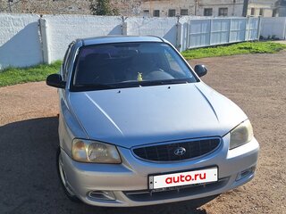 2005 Hyundai Accent II Рестайлинг, серебристый, 275000 рублей, вид 1
