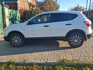 2010 Nissan Qashqai I Рестайлинг, белый, 820000 рублей, вид 5