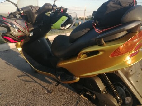 2000 Yamaha Majesty 125/180, золотистый, 159000 рублей, вид 4