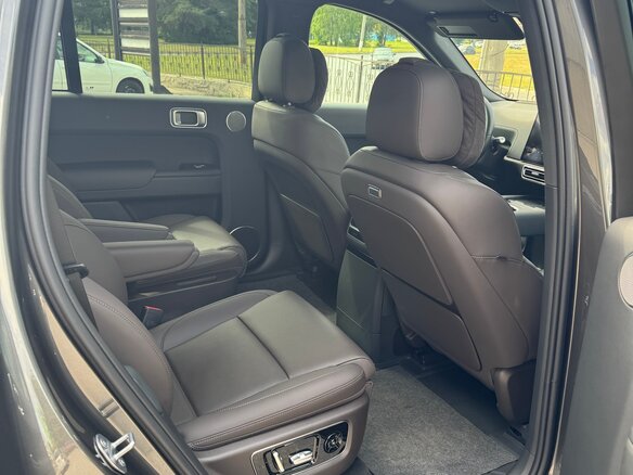 2024 Li Auto (Lixiang) L9 44.5 kWh I, серый, 8000000 рублей - вид 6