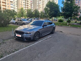 2018 BMW 5 серии 520d VII (G30/G31/G38), серый, 3570000 рублей, вид 1