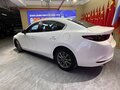 2023 Mazda 3 Axela IV (BP), белый, 1560000 рублей - вид 4