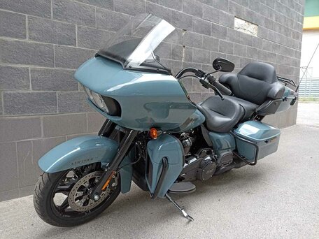 2024 Harley-Davidson Road Glide Limited, голубой, 2899000 рублей, вид 3