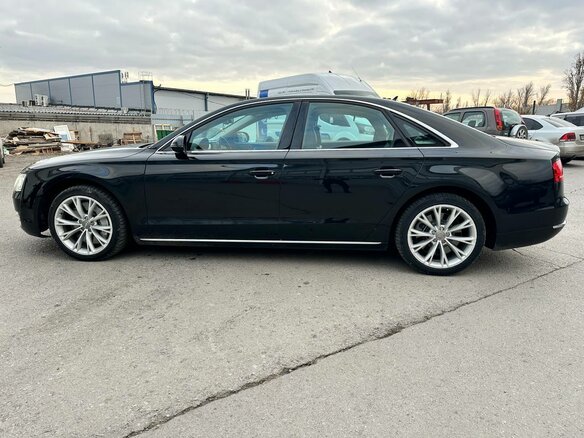 2010 Audi A8 III (D4), чёрный, 1850000 рублей - вид 2