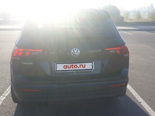2019 Volkswagen Tiguan II, чёрный, 2400000 рублей, вид 3