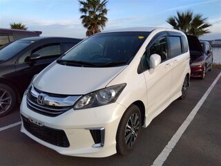 2015 Honda Freed I Рестайлинг 2, белый, 1375000 рублей, вид 4