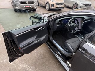 2018 Tesla Model S 75D I Рестайлинг, чёрный, 2399000 рублей, вид 5