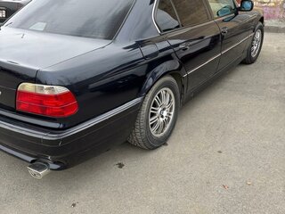 1997 BMW 7 серии 728i III (E38), синий, 1500000 рублей, вид 3