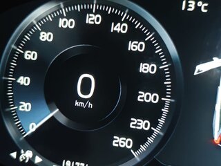 2019 Volvo V90 Cross Country I, чёрный, 3100000 рублей, вид 4