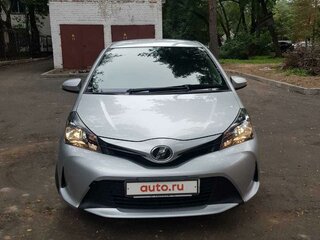 2014 Toyota Vitz III (XP130) Рестайлинг, серый, 1000000 рублей, вид 4