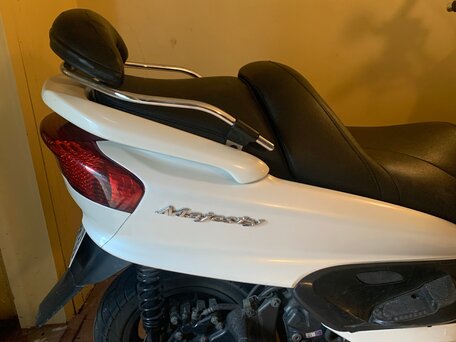 2004 Yamaha Majesty 250, белый, 165000 рублей, вид 3