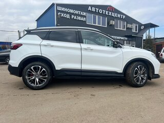 2021 Geely Coolray I, белый, 2049999 рублей, вид 4
