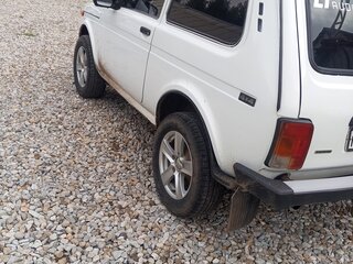 2011 Lada (ВАЗ) 2121 (4x4) I Рестайлинг, белый, 550000 рублей, вид 4