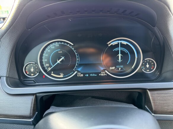 2013 BMW 7 серии 730d xDrive V (F01/F02/F04) Рестайлинг, чёрный, 2600000 рублей - вид 21