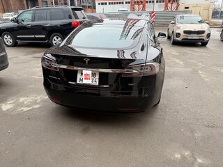 2018 Tesla Model S 75D I Рестайлинг, чёрный, 2399000 рублей, вид 3