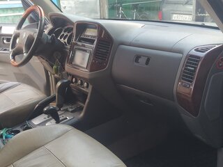 2006 Mitsubishi Pajero III Рестайлинг, бежевый, 800000 рублей, вид 5