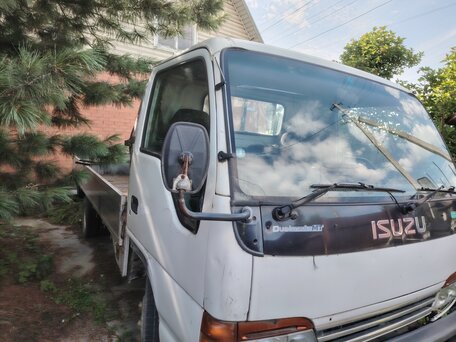2001 Isuzu Elf (N-series), белый, 1200000 рублей, вид 2