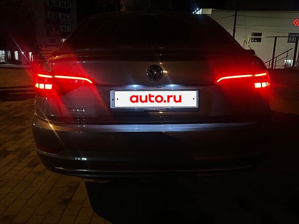 2019 Volkswagen Jetta 8-speed VII, серый, 1629000 рублей - вид 8